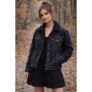 Levi's Sherpa Trucker Jacket Black Floral Embroidered Grunge Cottagecore SZ M